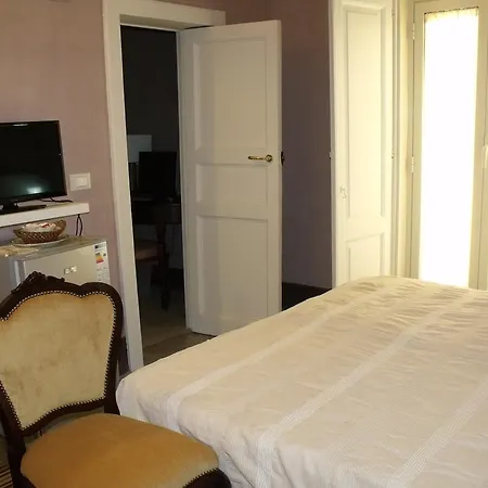 Domoikos Guest house