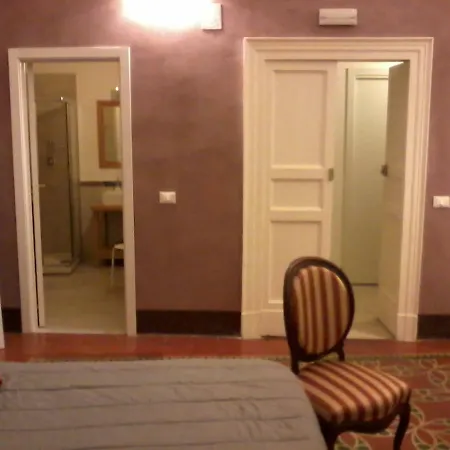 多米诺克斯旅馆 卡塔尼亚