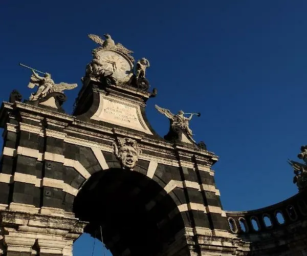 多米诺克斯旅馆 招待所 4*