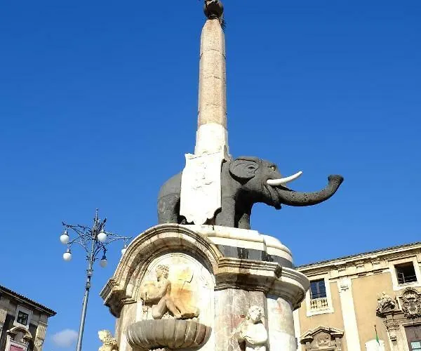 多米诺克斯旅馆 招待所 4*